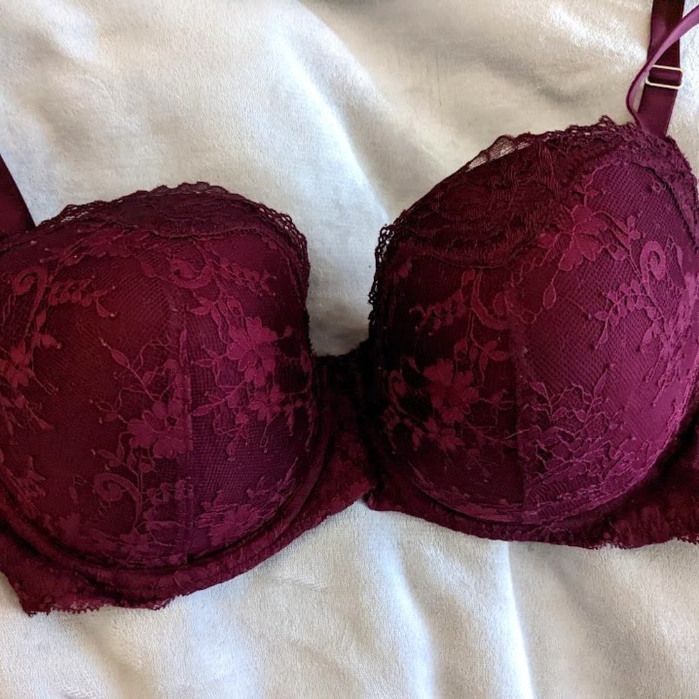 COPY - Victorias Secret Lightly Lined Lace Bra 36DDD
